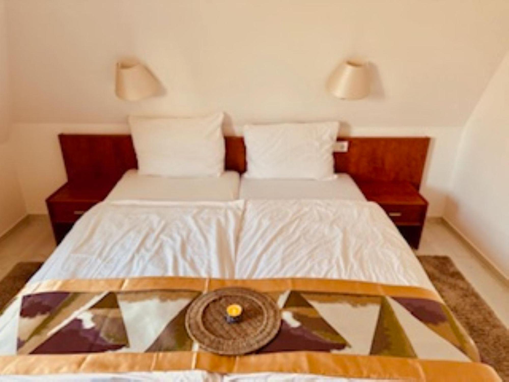 Parkhotel & Kurcafe باد ساسيندورف المظهر الخارجي الصورة